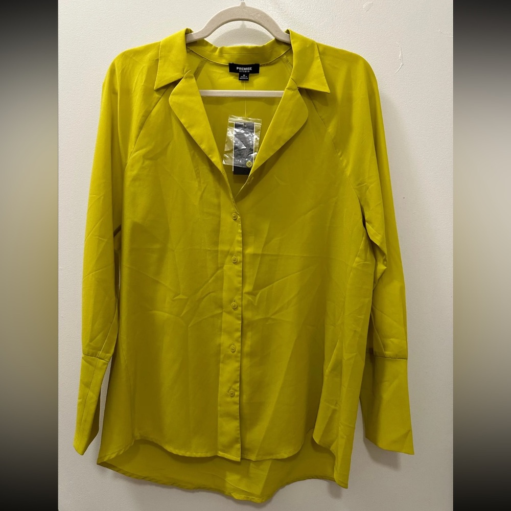 NWT Premise Studio Blouse Size M